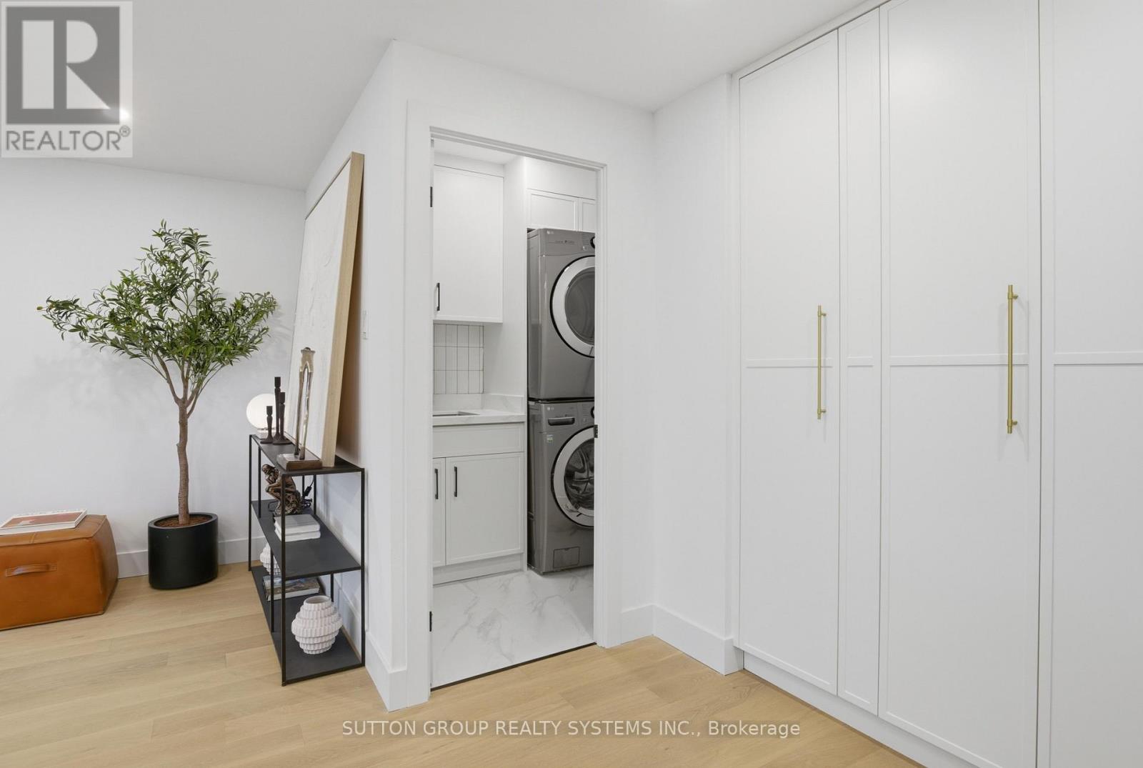 904 - 65 Southport Street, Toronto, Ontario  M6S 3N6 - Photo 28 - W12647114