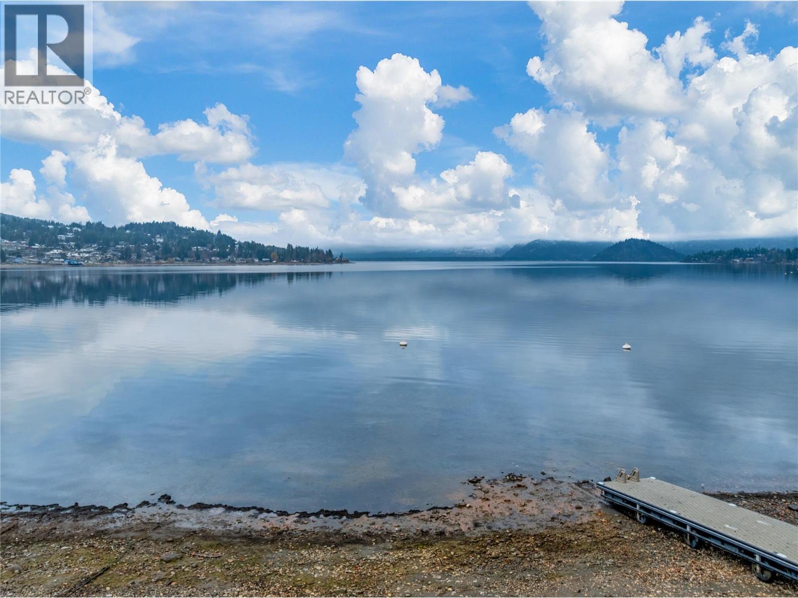 2022 Eagle Bay Road, blind bay, British Columbia