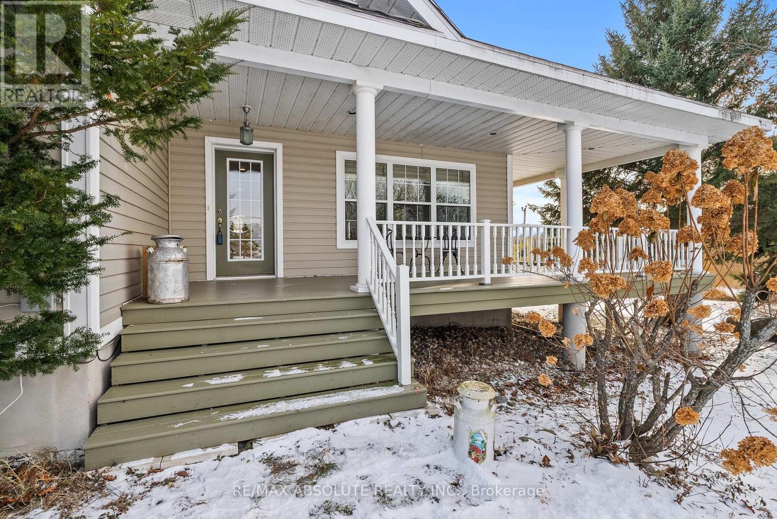 20306 Lochiel Street W, North Glengarry, Ontario  K0C 1A0 - Photo 2 - X12647124