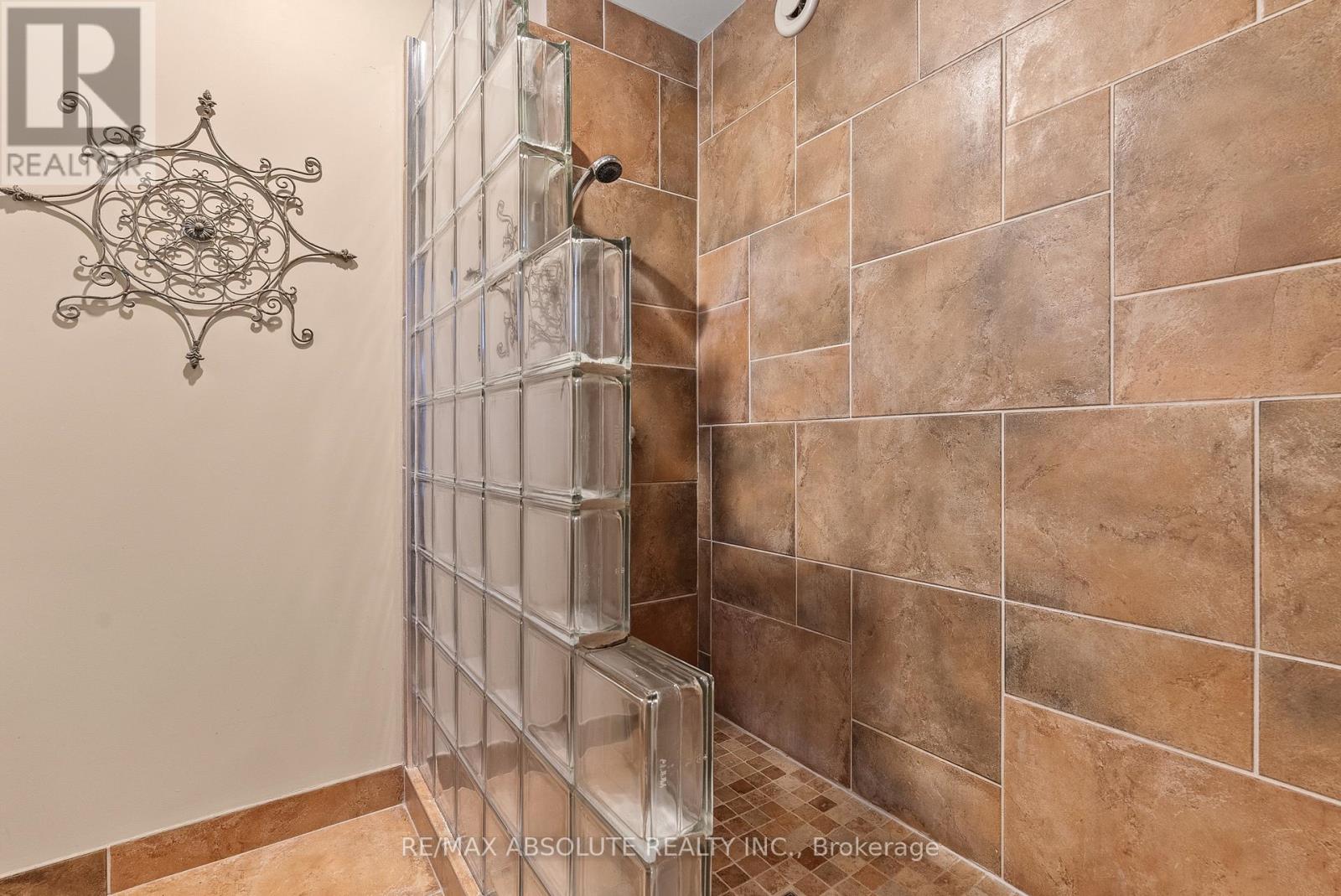 20306 Lochiel Street W, North Glengarry, Ontario  K0C 1A0 - Photo 24 - X12647124