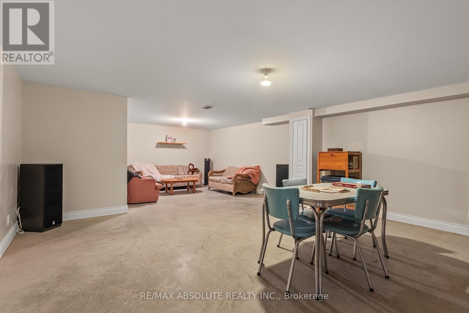 20306 Lochiel Street W, North Glengarry, Ontario  K0C 1A0 - Photo 35 - X12647124