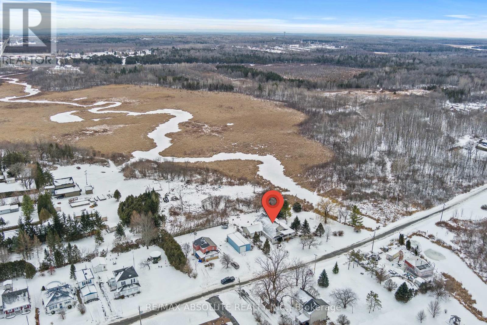 20306 Lochiel Street W, North Glengarry, Ontario  K0C 1A0 - Photo 45 - X12647124