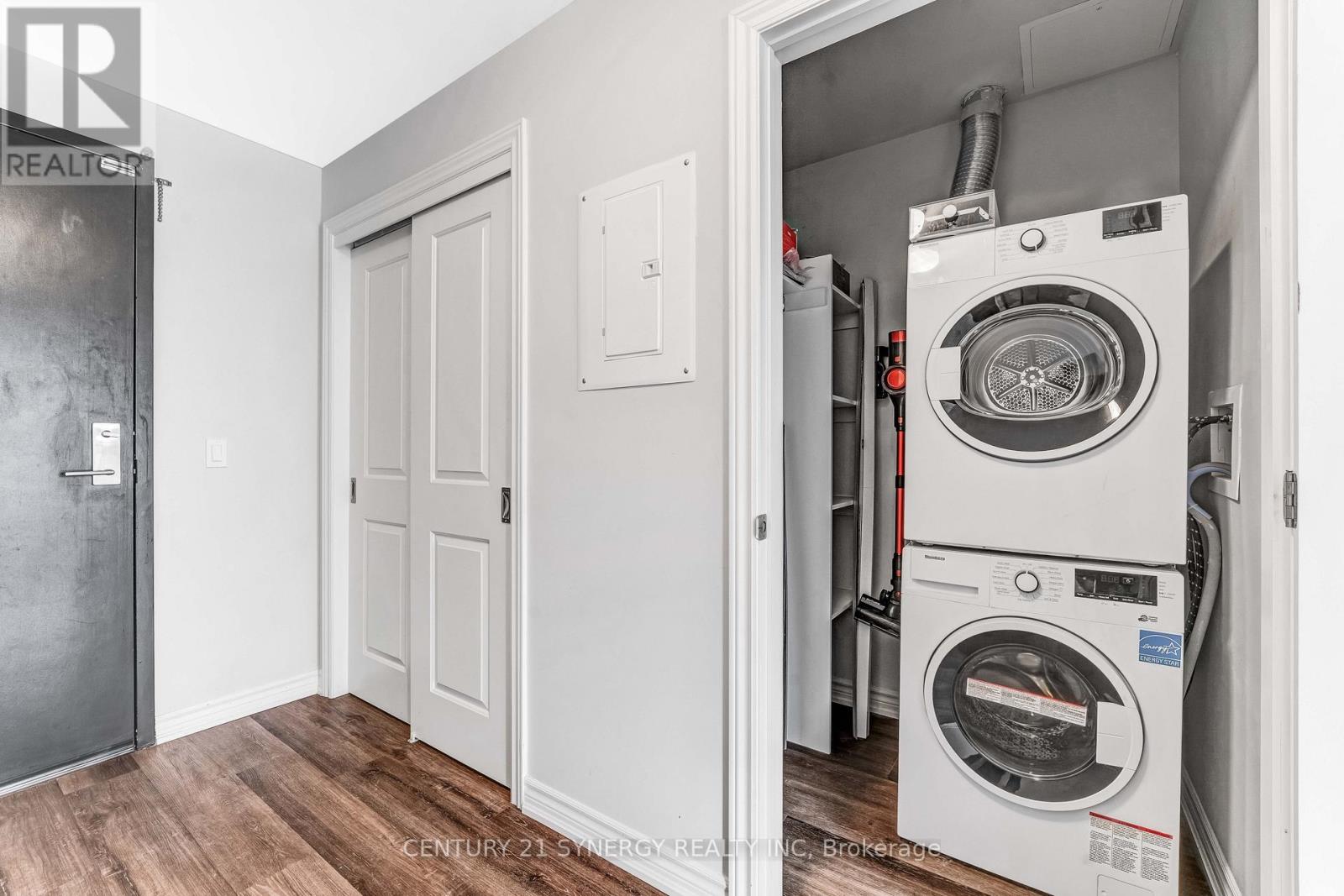 602 - 1350 Hemlock Road, Ottawa, Ontario  K1K 5C2 - Photo 4 - X12647132