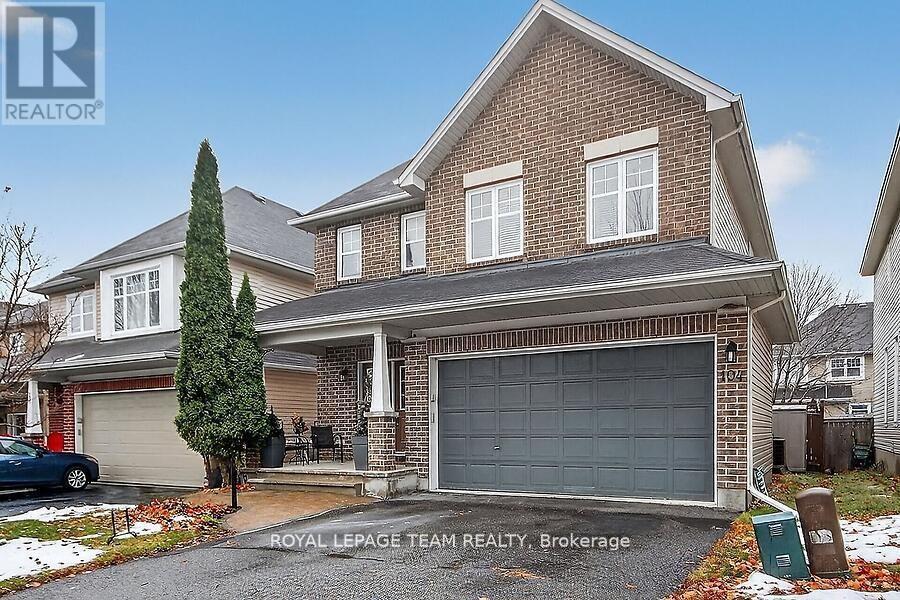 104 VERSILIA DRIVE, Ottawa, Ontario