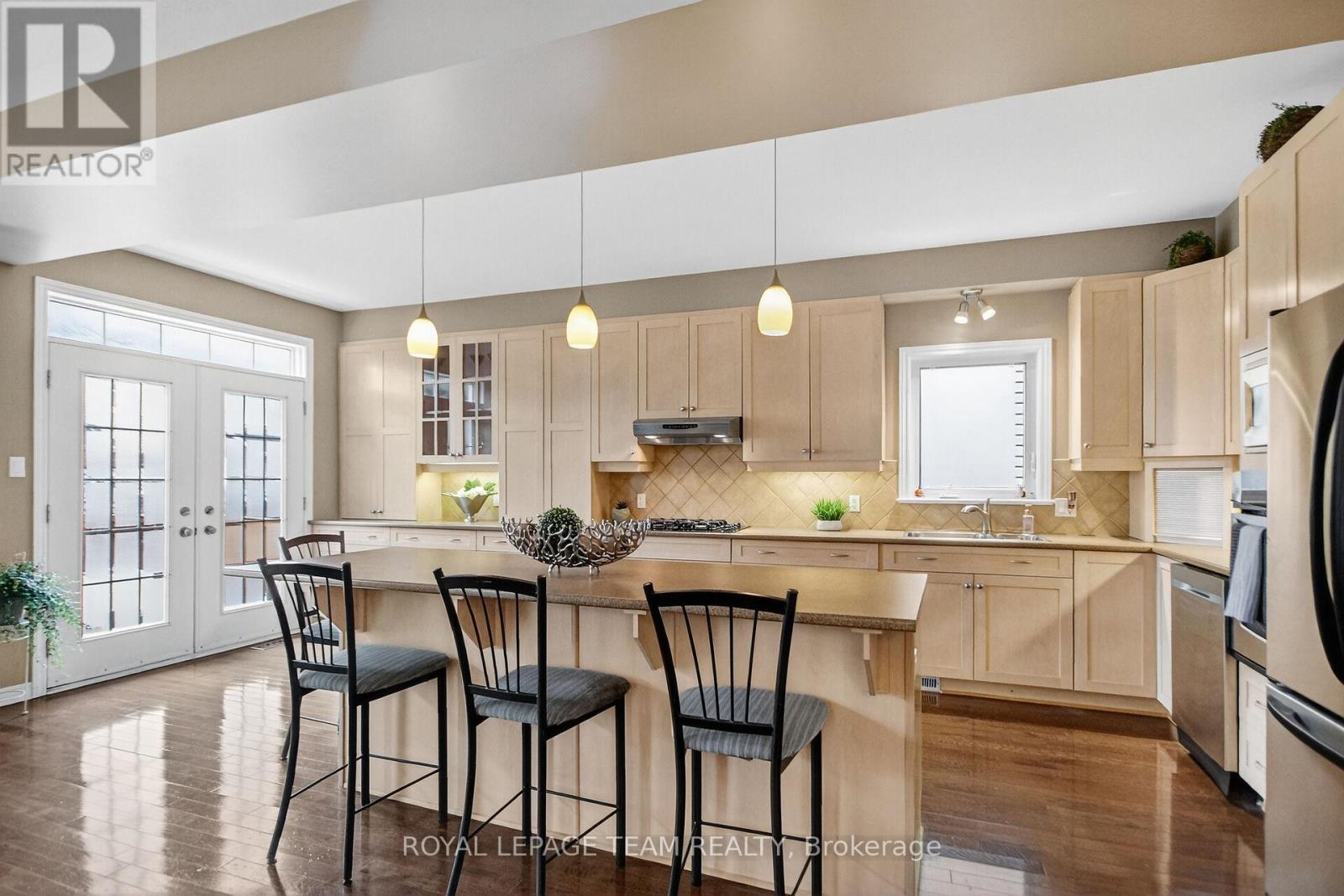 104 Versilia Drive, Ottawa, Ontario  K2G 7E4 - Photo 17 - X12647174