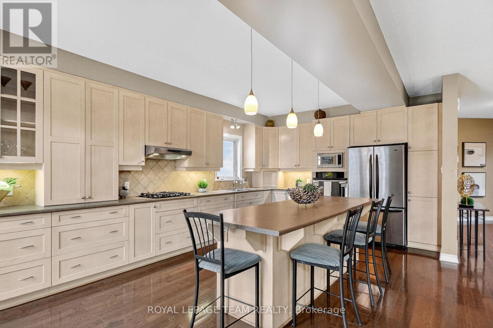 104 Versilia Drive, Ottawa, Ontario  K2G 7E4 - Photo 22 - X12647174