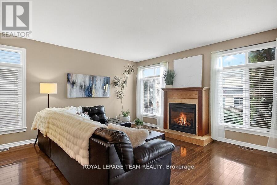 104 Versilia Drive, Ottawa, Ontario  K2G 7E4 - Photo 24 - X12647174