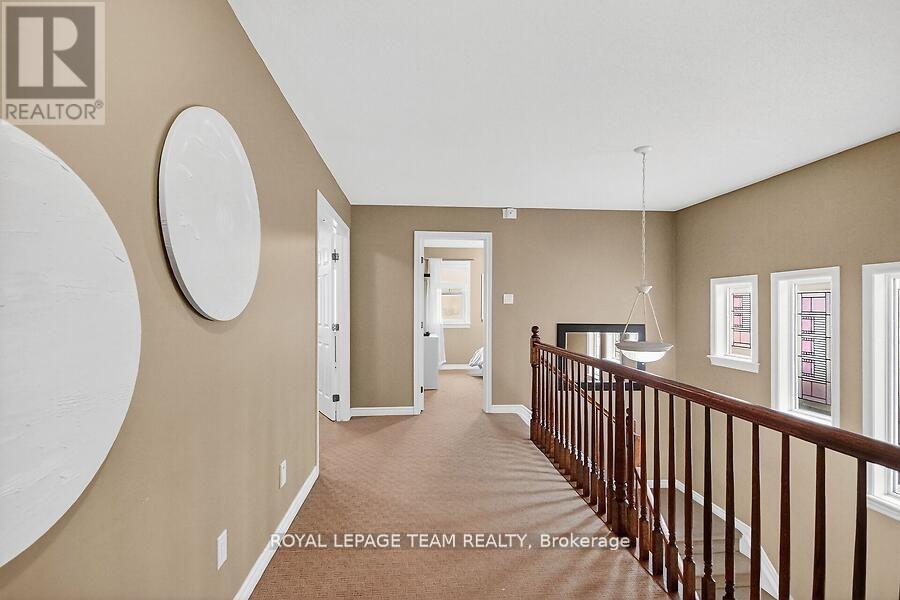 104 Versilia Drive, Ottawa, Ontario  K2G 7E4 - Photo 27 - X12647174