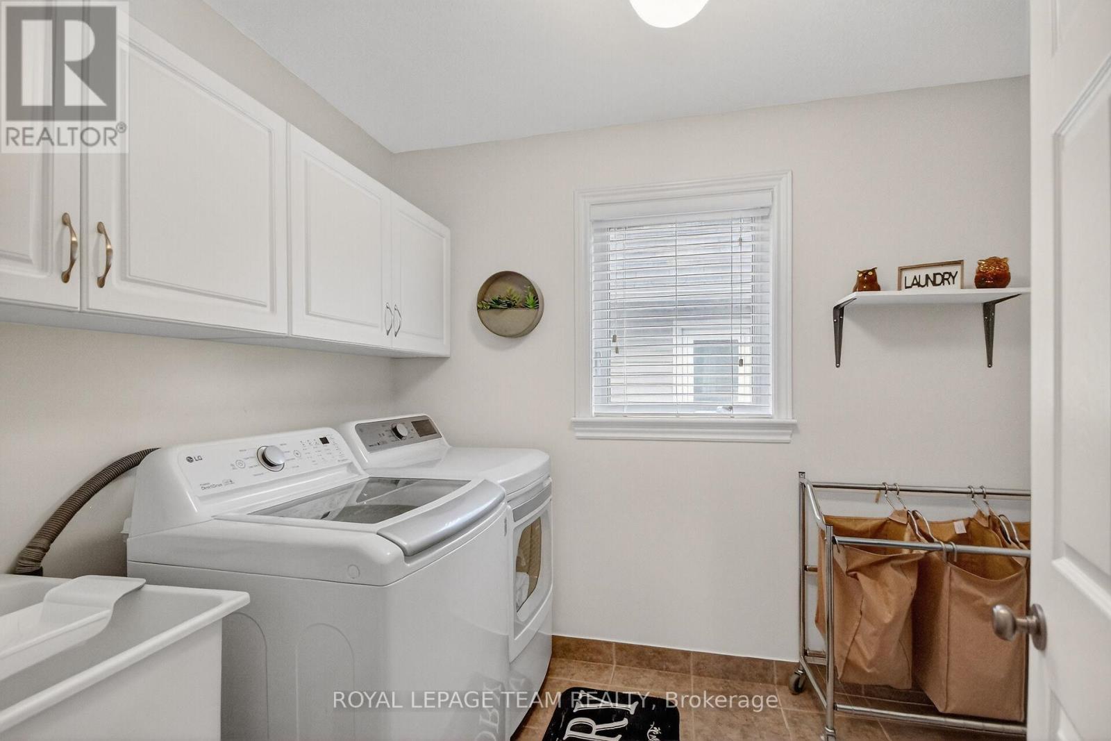 104 Versilia Drive, Ottawa, Ontario  K2G 7E4 - Photo 40 - X12647174