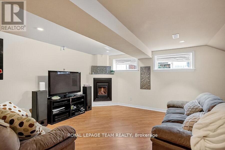 104 Versilia Drive, Ottawa, Ontario  K2G 7E4 - Photo 41 - X12647174