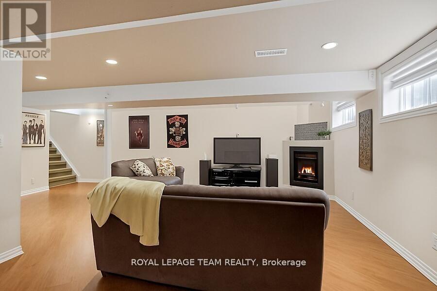 104 Versilia Drive, Ottawa, Ontario  K2G 7E4 - Photo 43 - X12647174