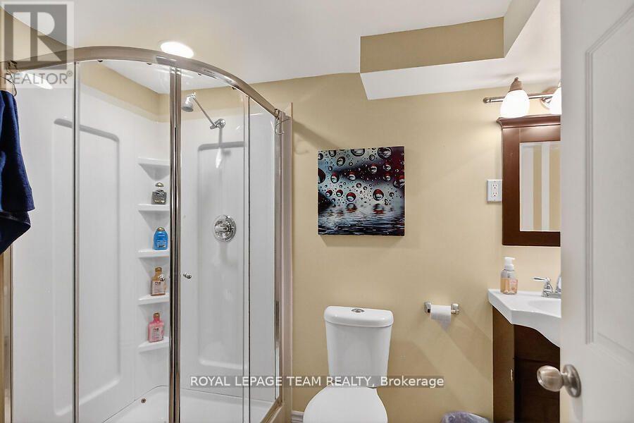 104 Versilia Drive, Ottawa, Ontario  K2G 7E4 - Photo 46 - X12647174