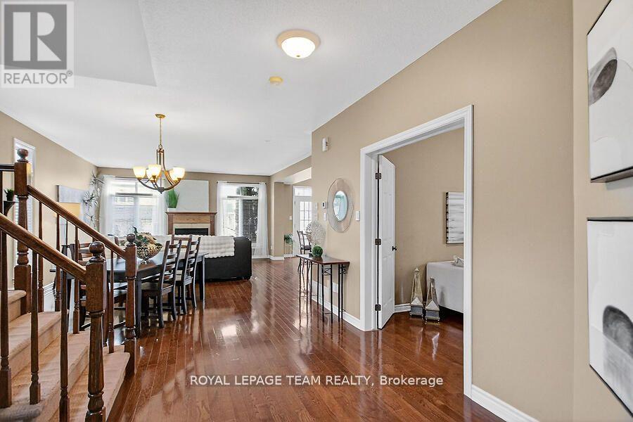 104 Versilia Drive, Ottawa, Ontario  K2G 7E4 - Photo 9 - X12647174