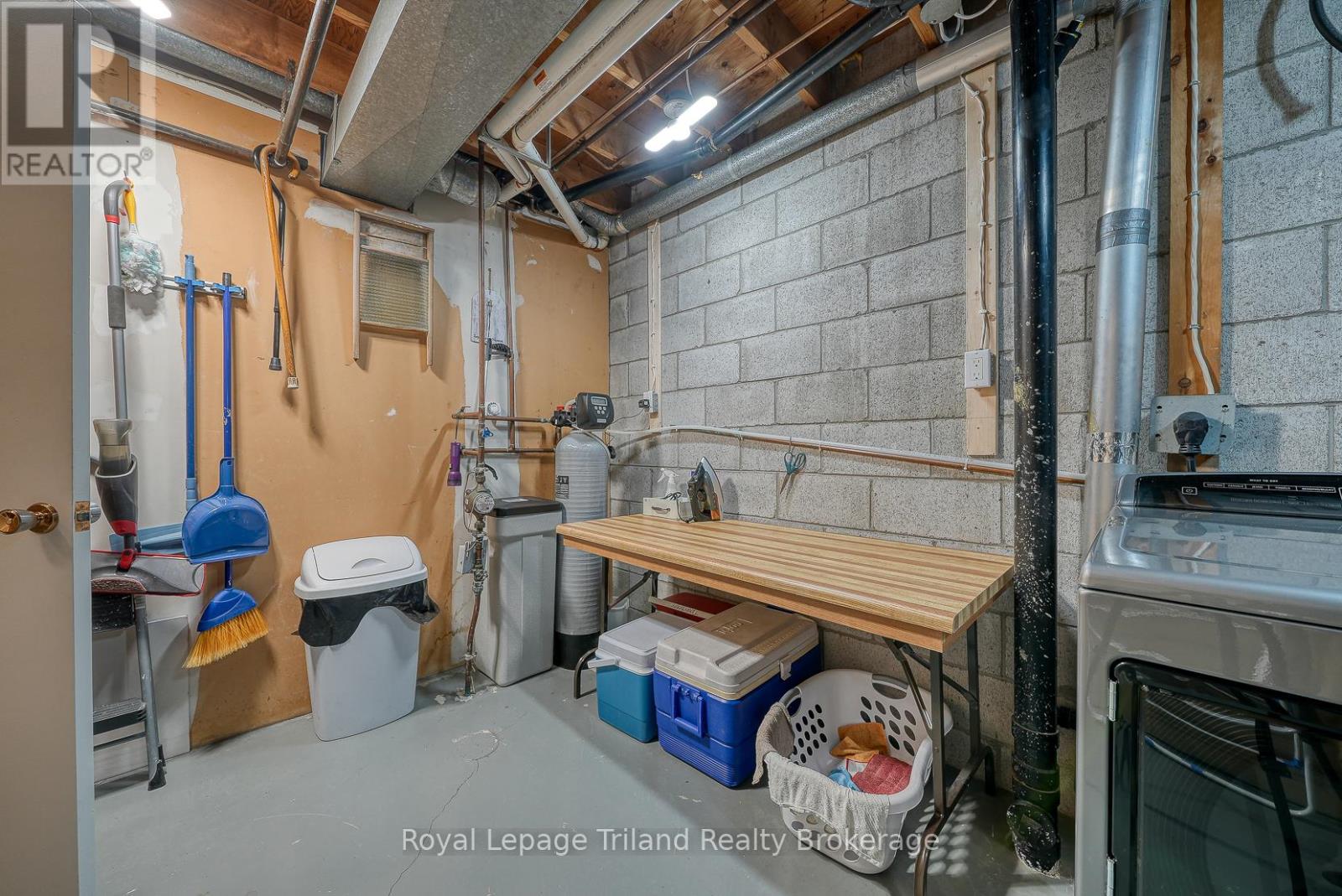 538 Ingersoll Avenue, Woodstock, Ontario  N4S 4Y2 - Photo 40 - X12639350