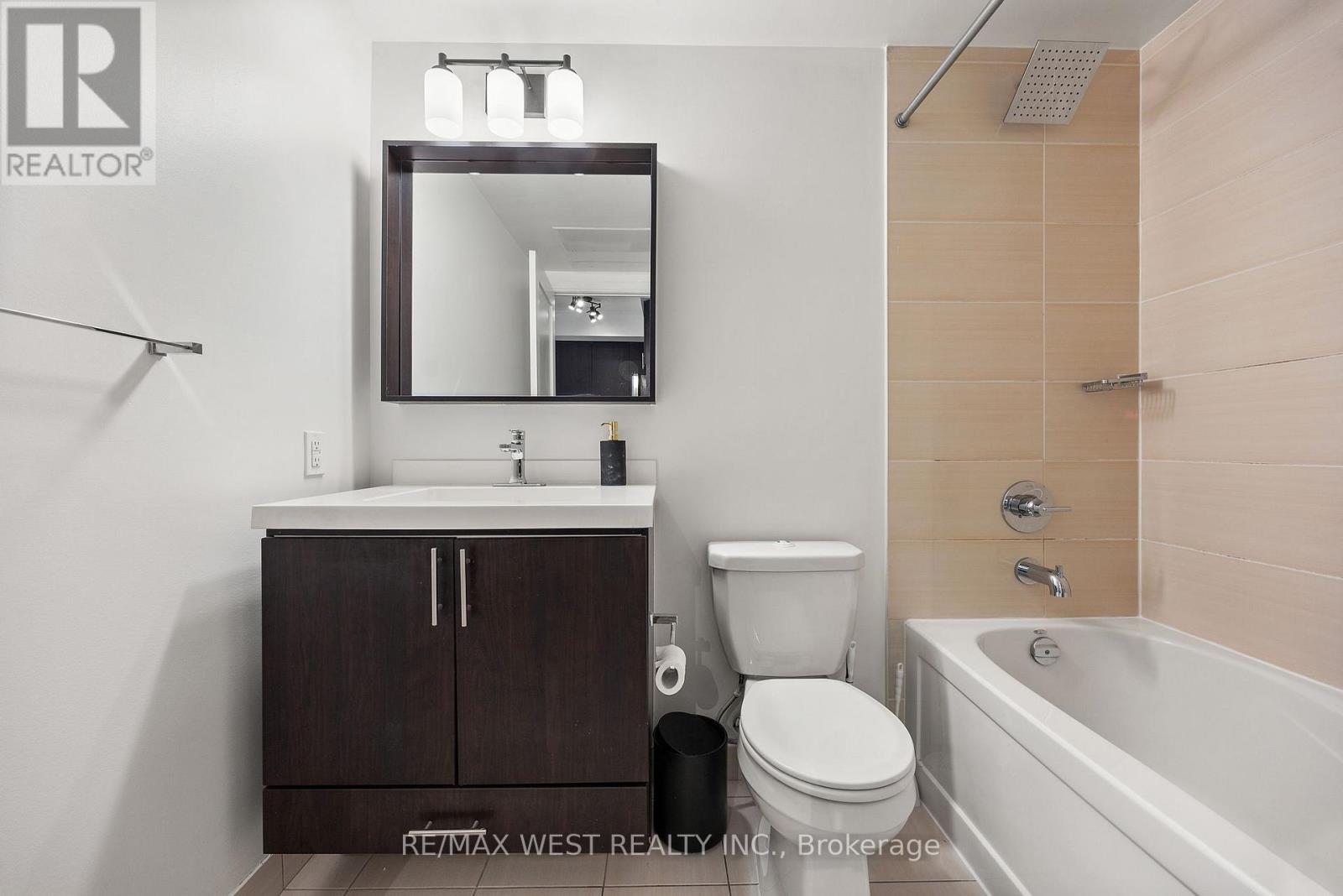 521 - 560 Front Street W, Toronto, Ontario  M5V 1C1 - Photo 9 - C12647122