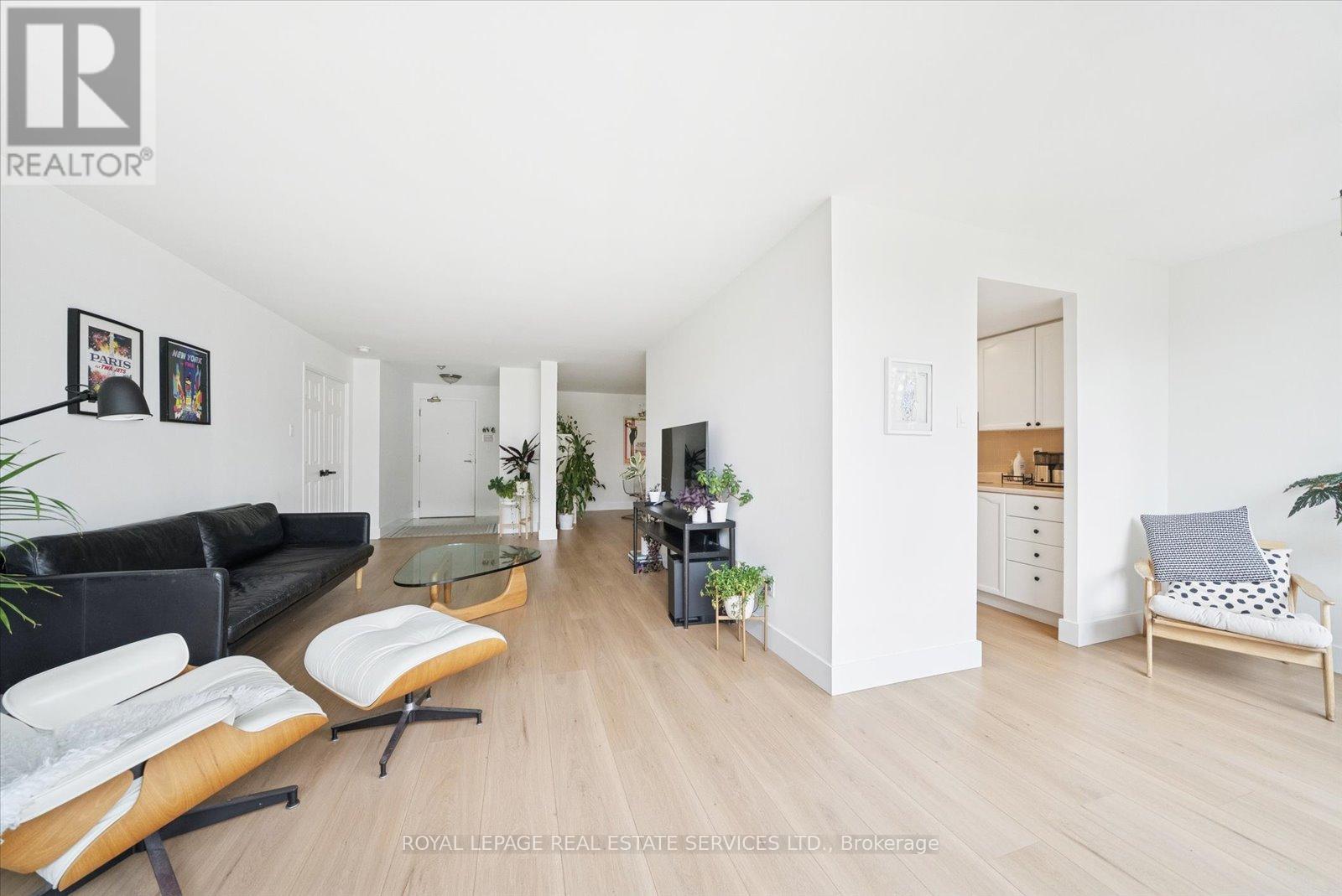 106 - 14924 Yonge Street, Aurora, Ontario  L4G 6H7 - Photo 9 - N12647142