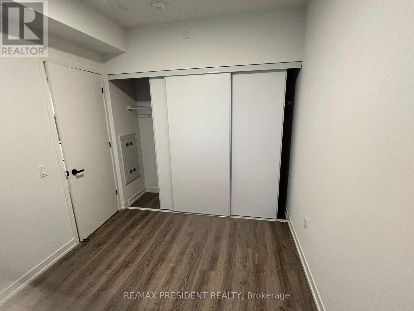 4110 - 8 Interchange Way, Vaughan, Ontario  L4K 0R2 - Photo 9 - N12647152