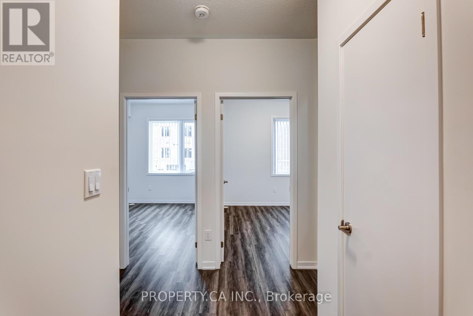 Th377 - 80 Honeycrisp Crescent, Vaughan, Ontario  L4K 5Z8 - Photo 13 - N12647176