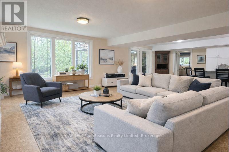 229 S Rankin Street, Saugeen Shores, Ontario  N0H 2L0 - Photo 17 - X12062589