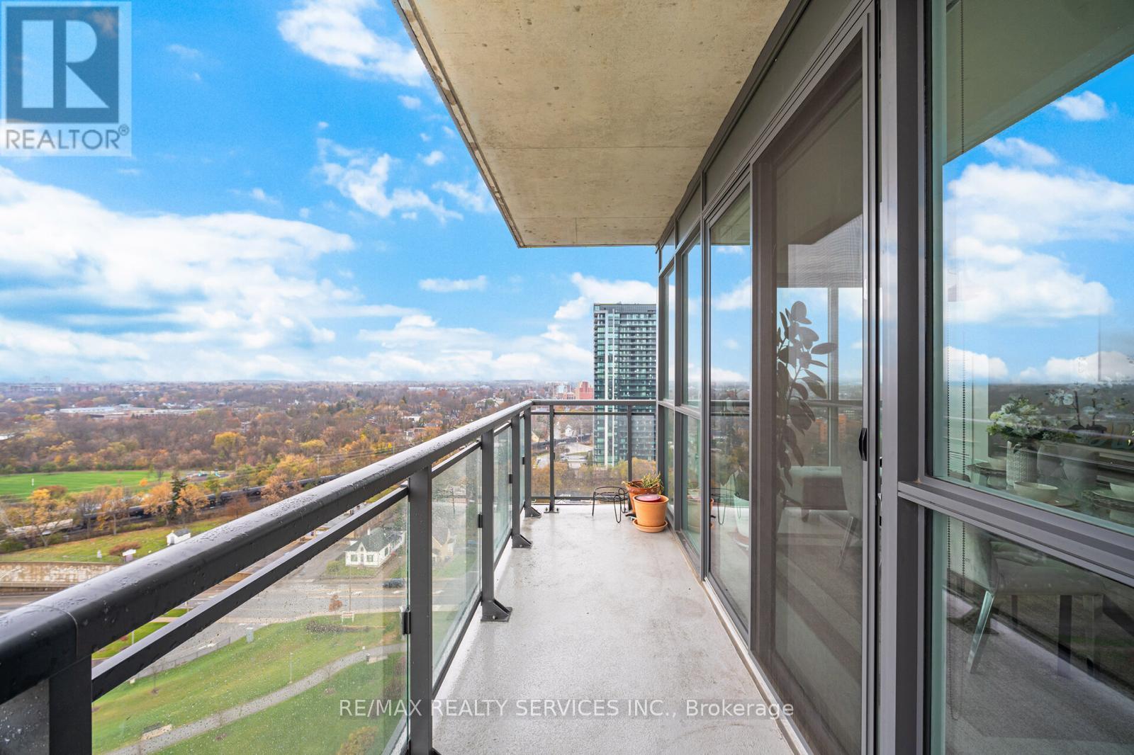 1506 - 15 Lynch Street, Brampton, Ontario  L6W 0C7 - Photo 32 - W12647140