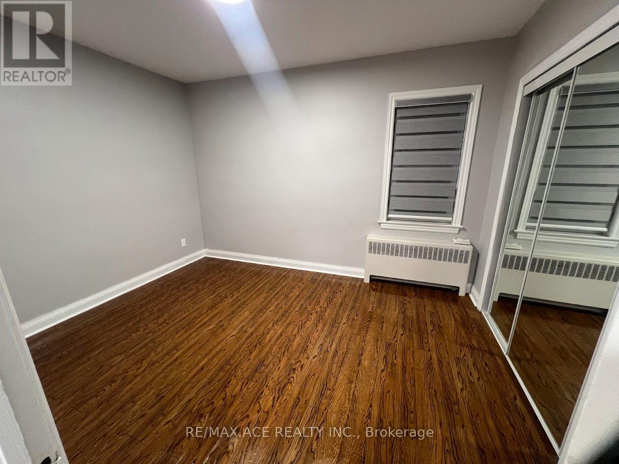 2 - 21 Towpath Road, Thorold, Ontario  L2V 2P5 - Photo 7 - X12647158