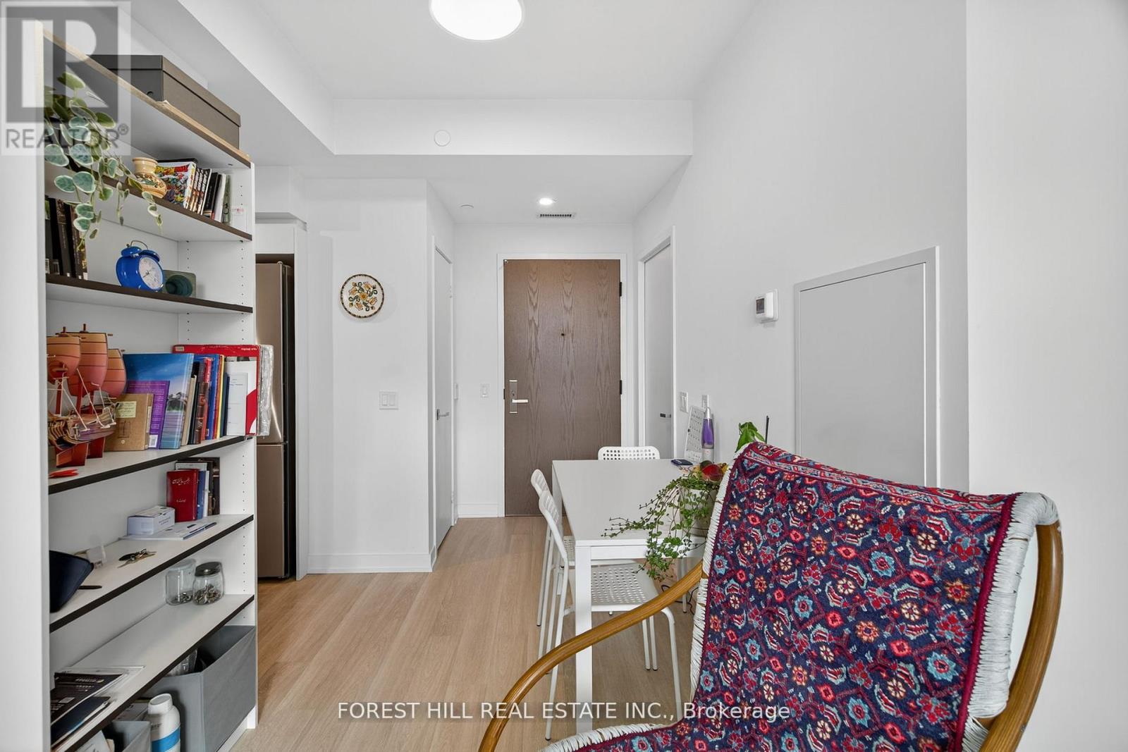 1204 - 30 Tretti Way, Toronto, Ontario  M3H 0E3 - Photo 10 - C12642102