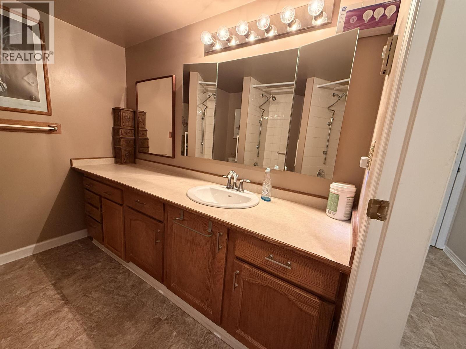 214 11510 225 Street, Maple Ridge, British Columbia  V2X 9Y3 - Photo 16 - R3074727