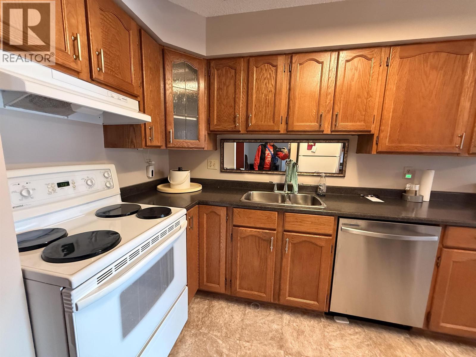 214 11510 225 Street, Maple Ridge, British Columbia  V2X 9Y3 - Photo 9 - R3074727