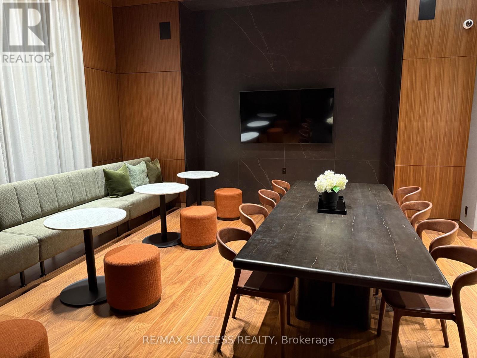 1205 - 3240 William Coltson Ave Avenue, Oakville, Ontario  L6H 8C8 - Photo 6 - W12631544