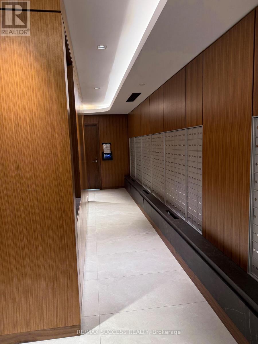 1205 - 3240 William Coltson Ave Avenue, Oakville, Ontario  L6H 8C8 - Photo 3 - W12631544