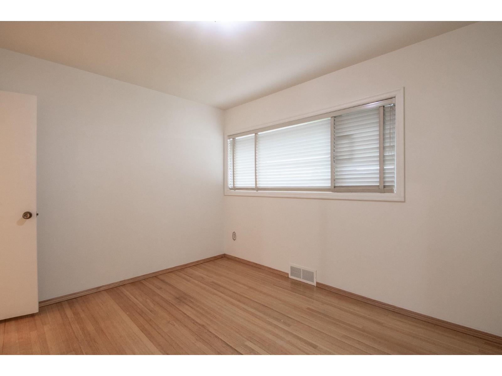 33569 5th Avenue, Mission, British Columbia  V2V 1W7 - Photo 16 - R3074783