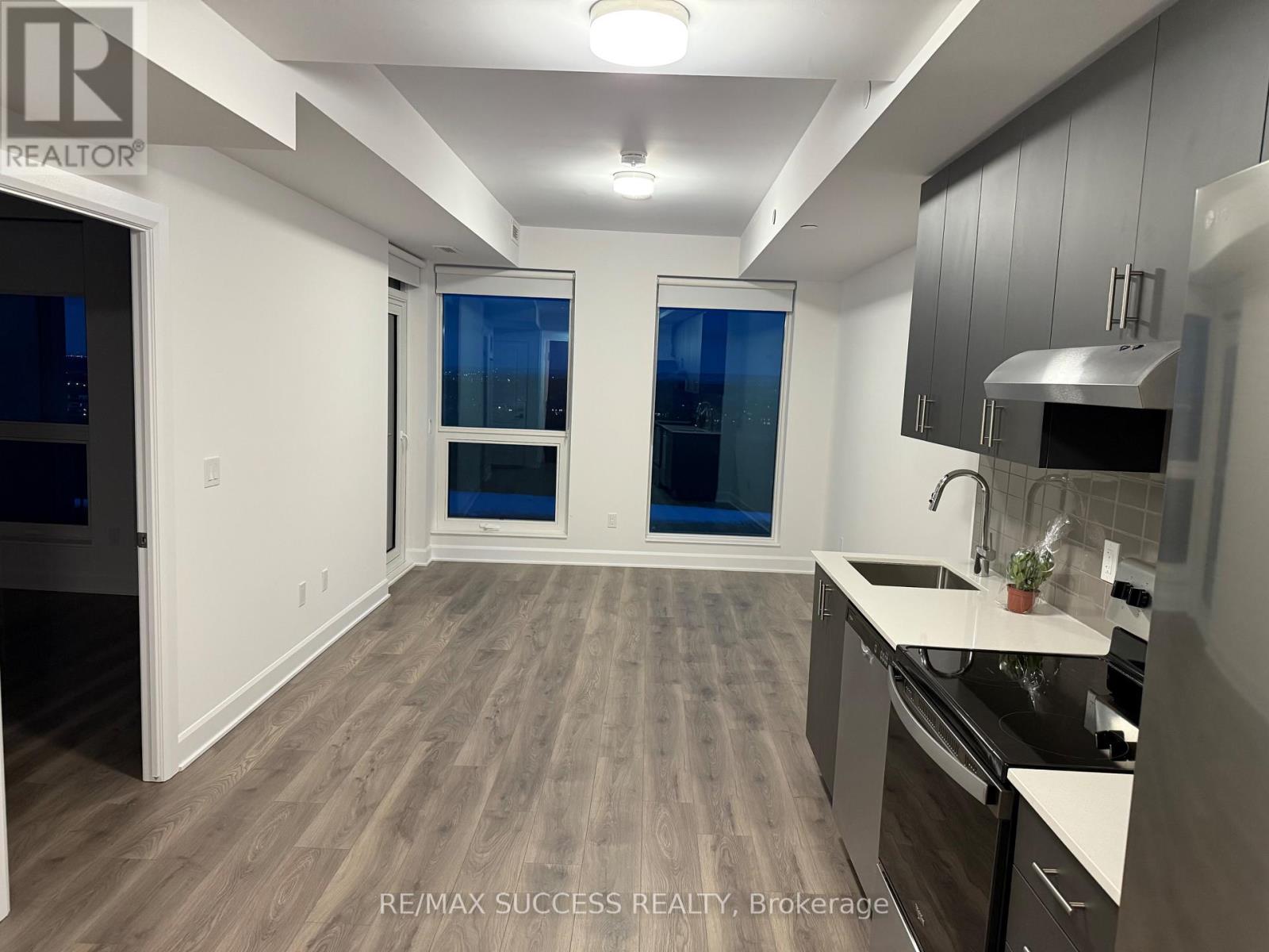 1205 - 3240 William Coltson Ave Avenue, Oakville, Ontario  L6H 8C8 - Photo 13 - W12631544