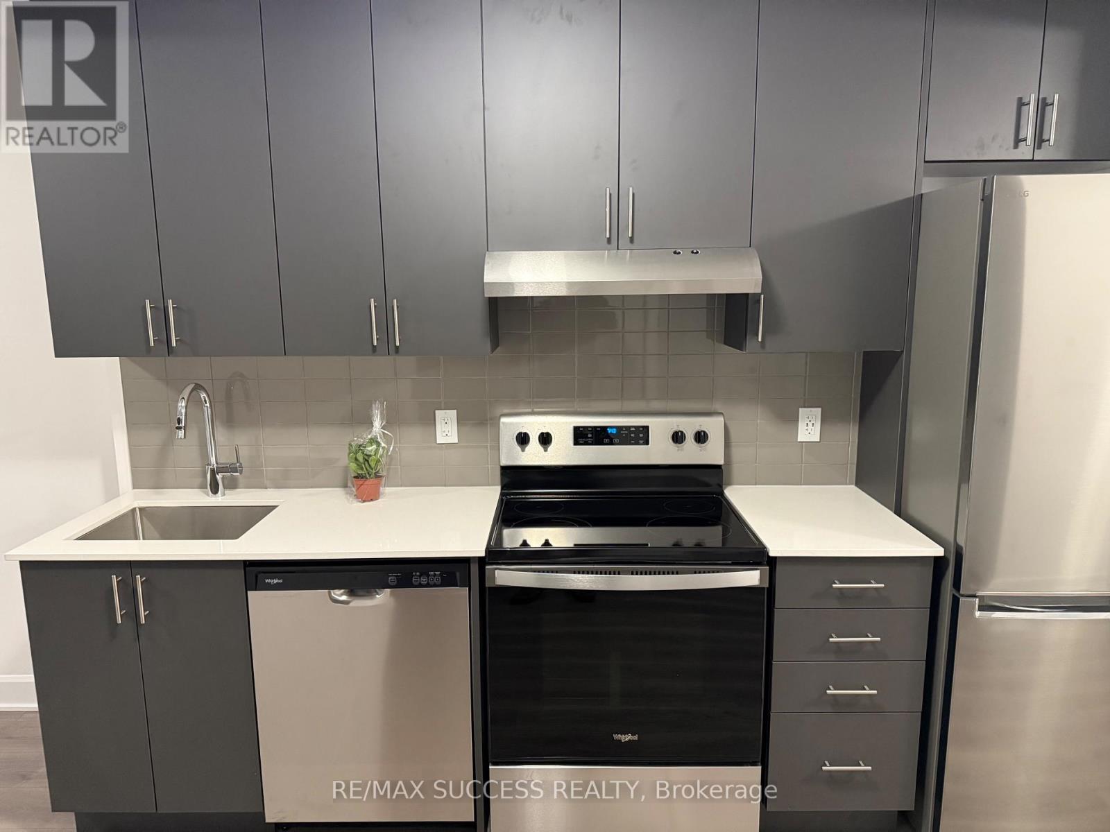 1205 - 3240 William Coltson Ave Avenue, Oakville, Ontario  L6H 8C8 - Photo 25 - W12631544