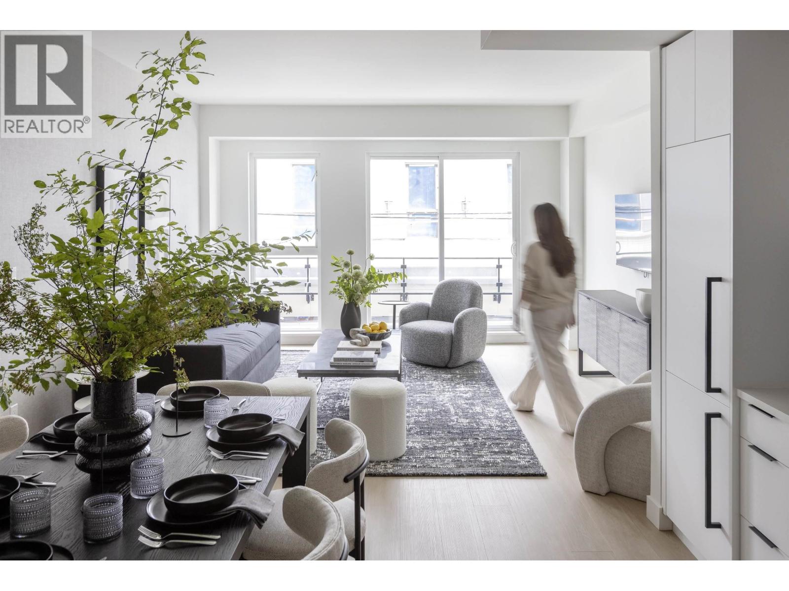 559 422 E 3rd Street, North Vancouver, British Columbia  V7L 1G2 - Photo 2 - R3074776