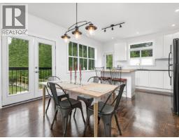 1926 STONECUTTER PLACE, Pemberton, British Columbia