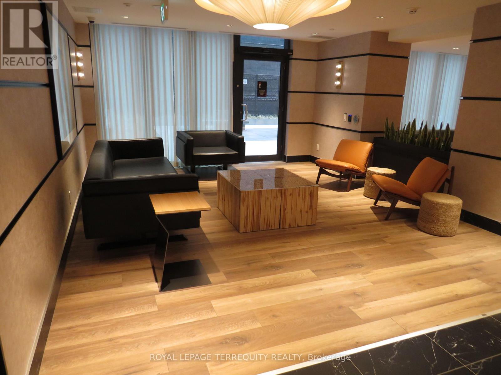 805 - 327 King Street W, Toronto, Ontario  M5V 0W7 - Photo 14 - C12647180