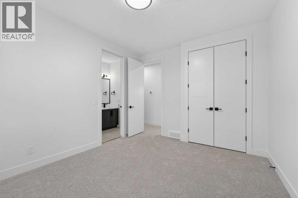 95 South Shore Road, Chestermere, Alberta  T1X 2S2 - Photo 28 - A2275992