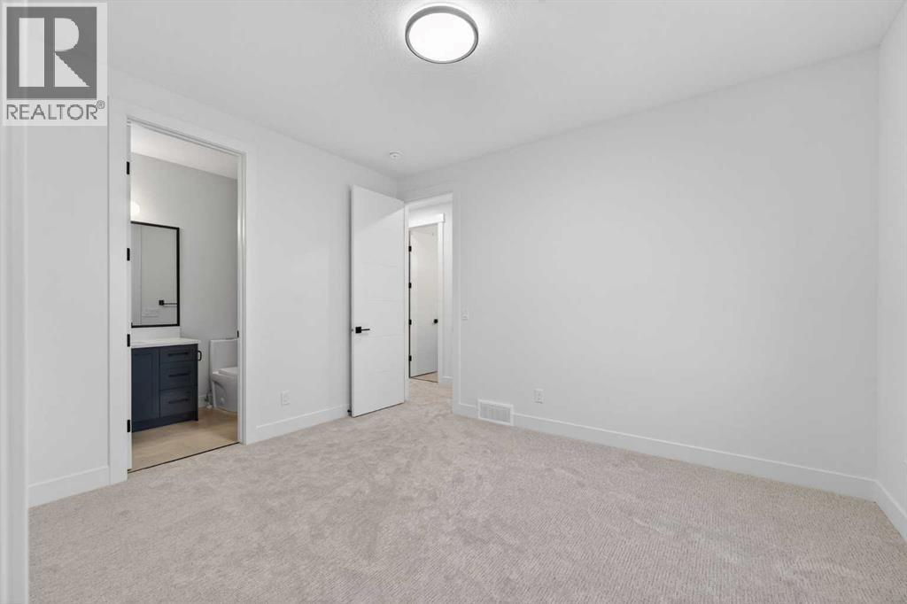 95 South Shore Road, Chestermere, Alberta  T1X 2S2 - Photo 32 - A2275992