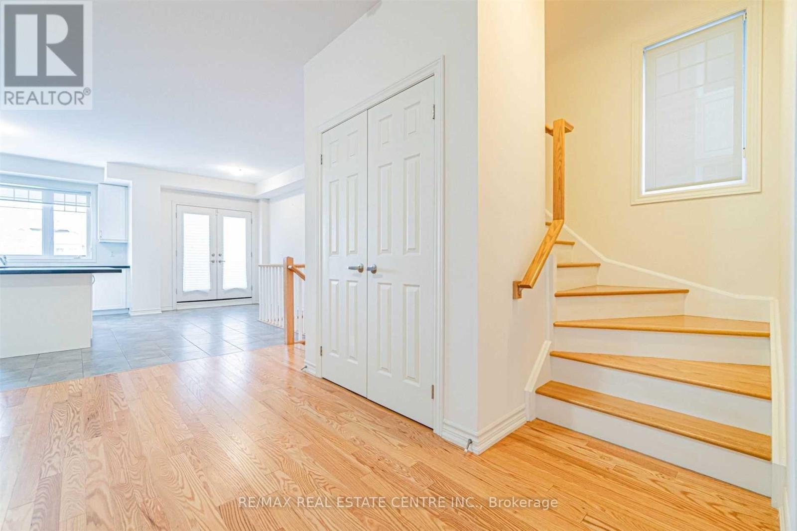 30 Sky Harbour Drive, Brampton, Ontario  L6Y 0V6 - Photo 10 - W12647188