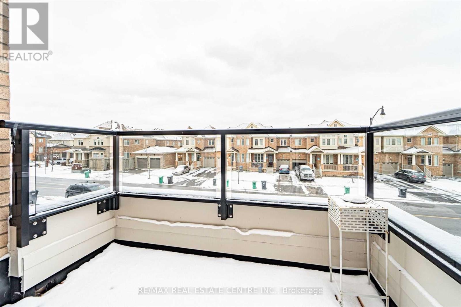 30 Sky Harbour Drive, Brampton, Ontario  L6Y 0V6 - Photo 7 - W12647188