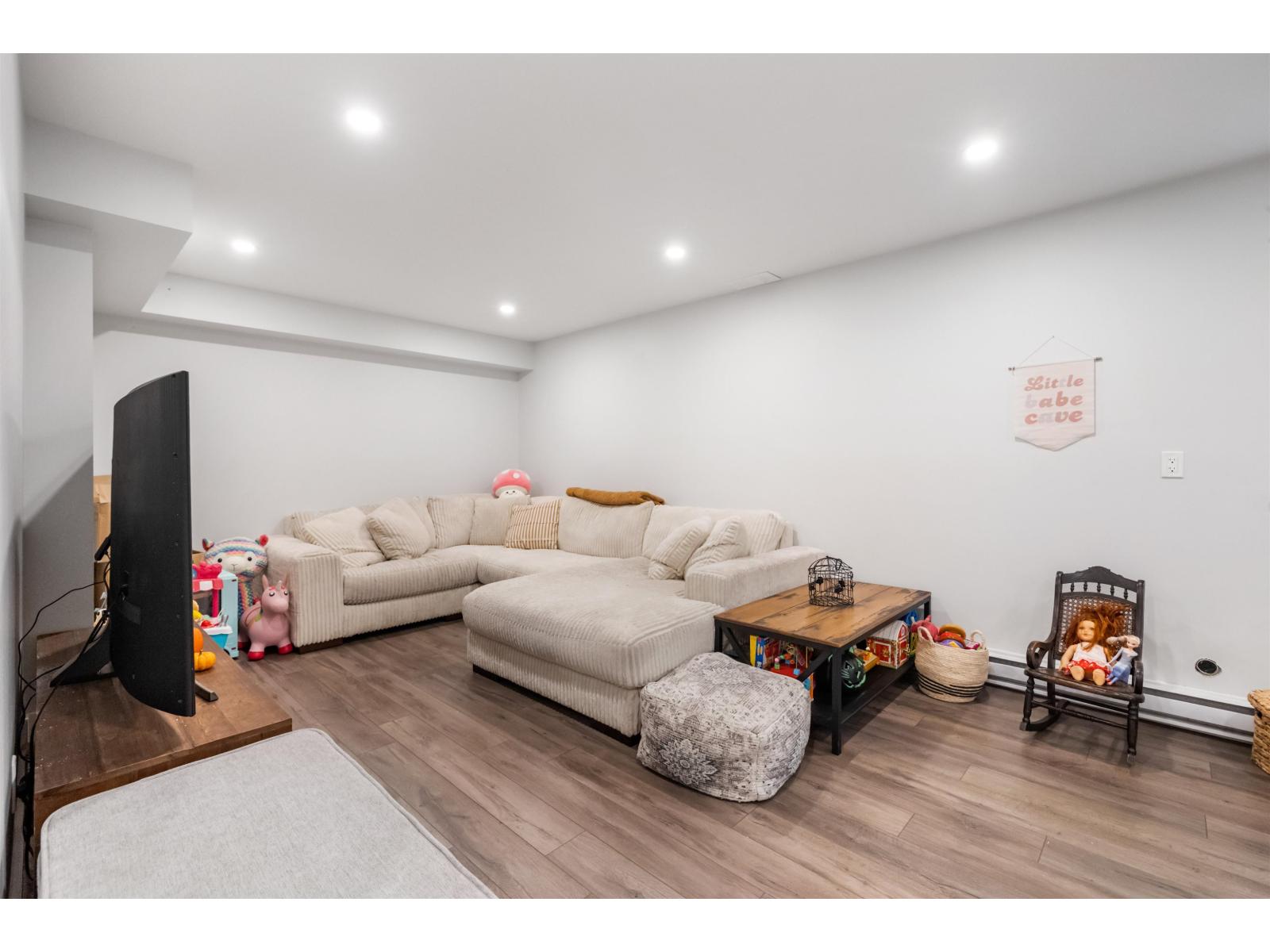 35294 Ewert Avenue, Mission, British Columbia  V2V 0G2 - Photo 27 - R3074782