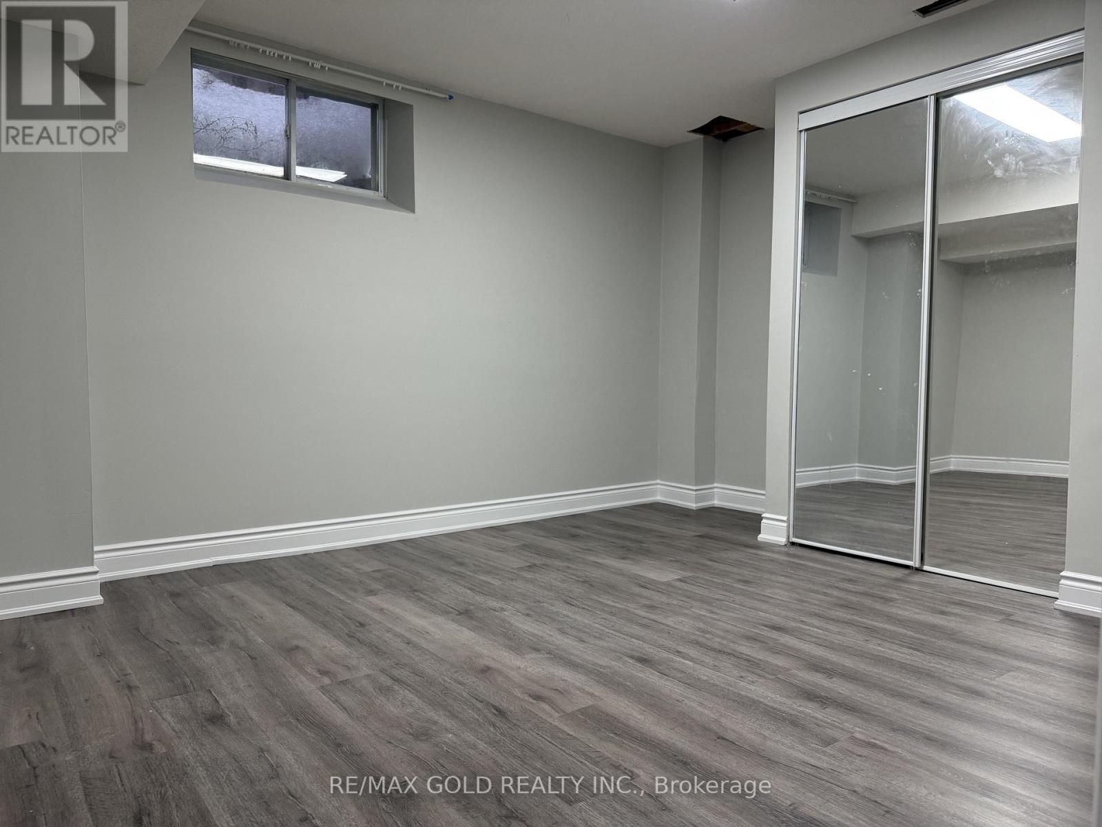 29 HOLLYBUSH STREET, Brampton, Ontario