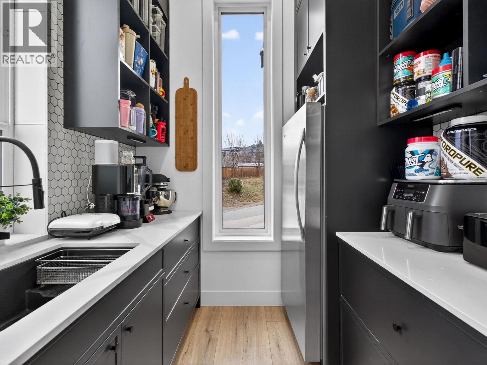 5300 Hedeman Court, Kelowna, British Columbia  V1W 5A3 - Photo 14 - 10371346