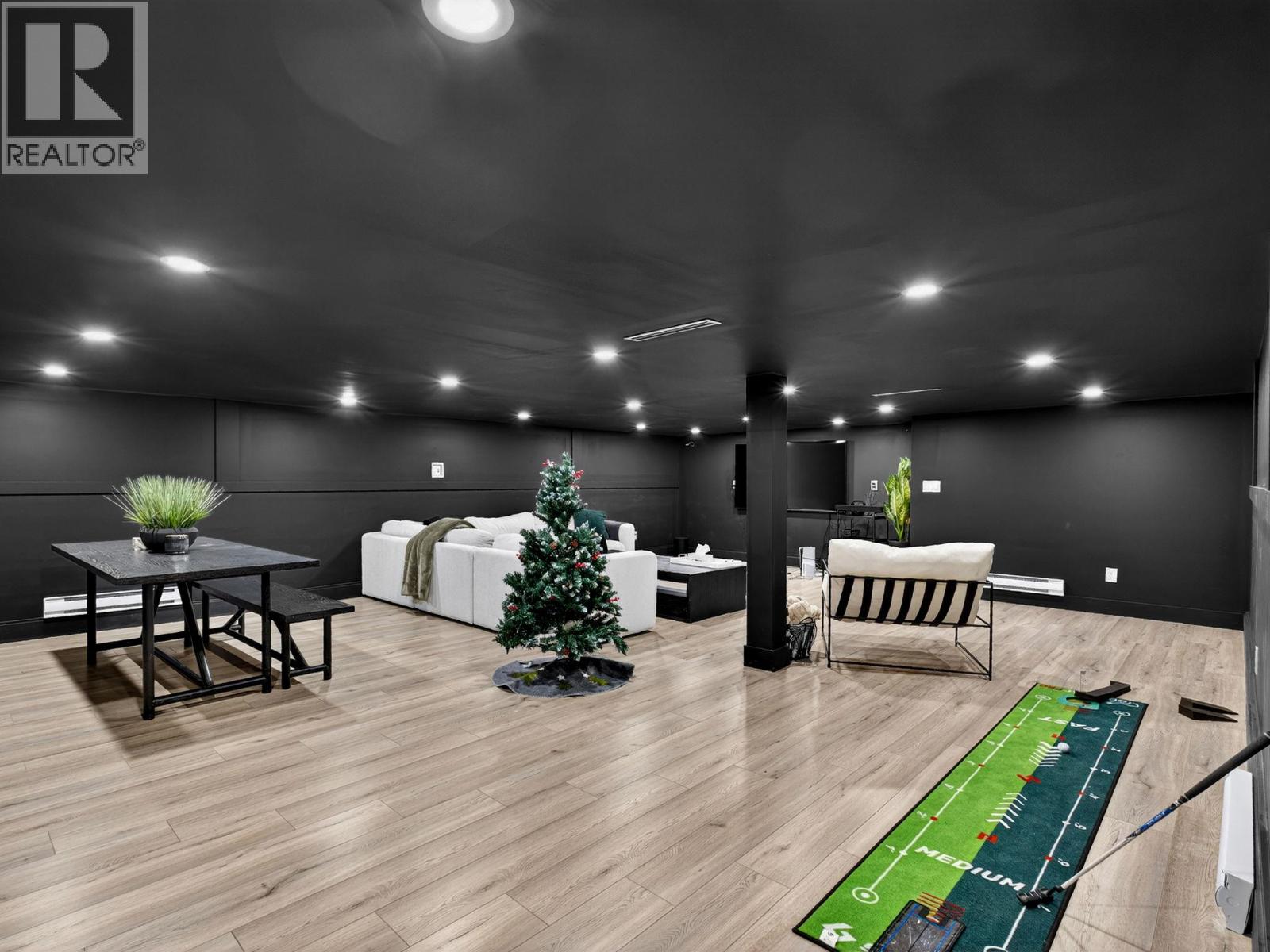 5300 Hedeman Court, Kelowna, British Columbia  V1W 5A3 - Photo 37 - 10371346