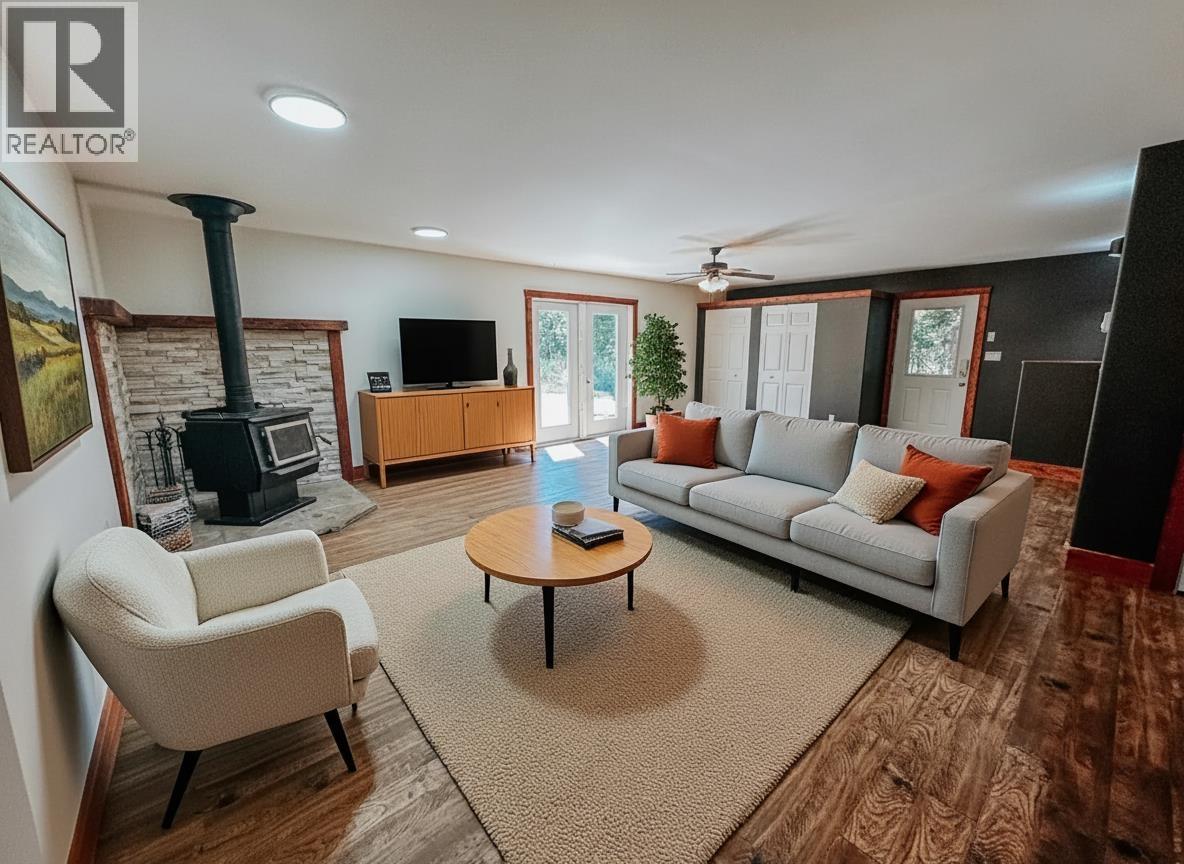 7604 Womack Road, Deka Lake / Sulphurous / Hathaway Lakes, British Columbia  V0K 1X3 - Photo 5 - R3072752