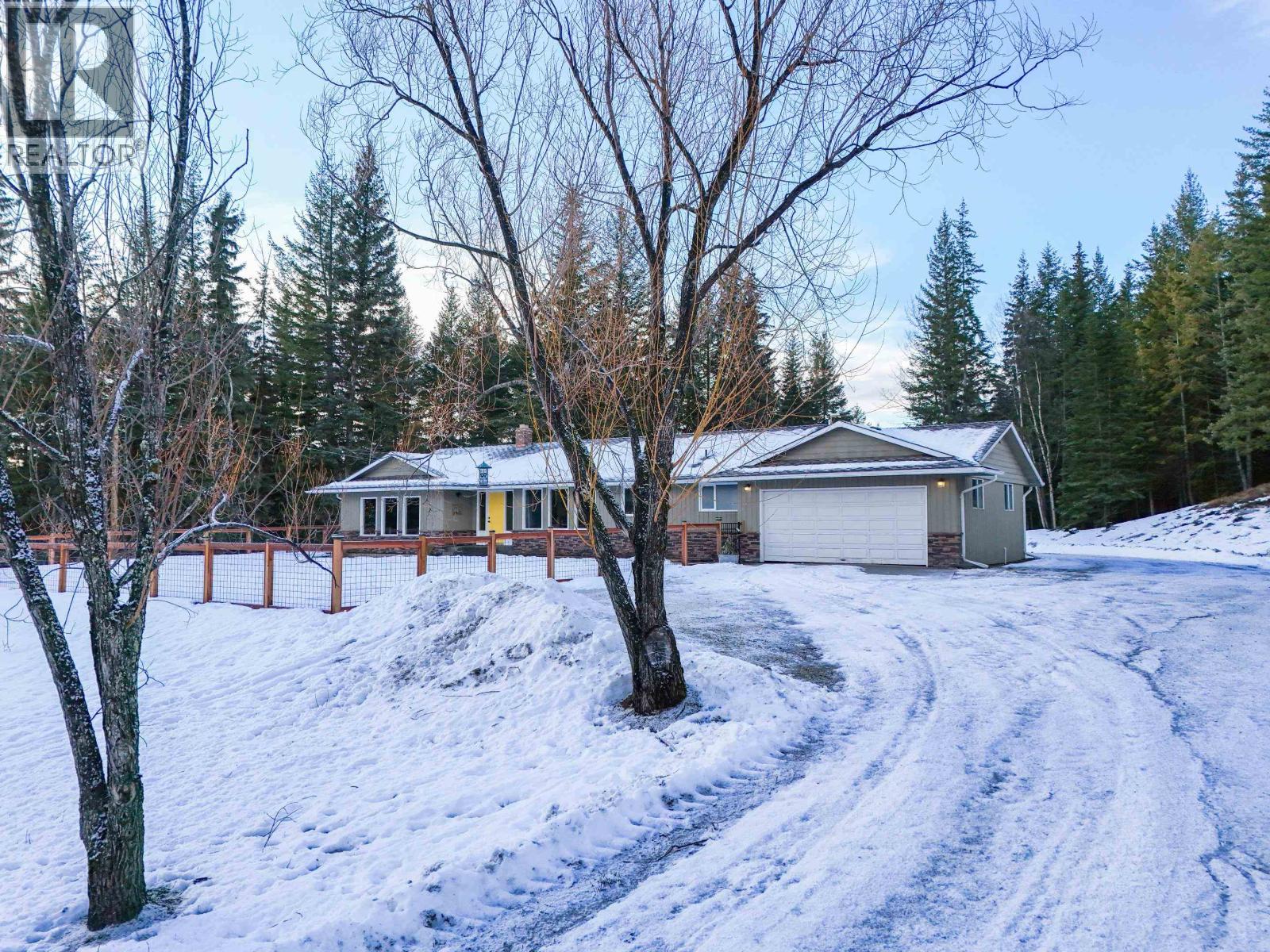 4678 TEN MILE LAKE ROAD, Quesnel, British Columbia