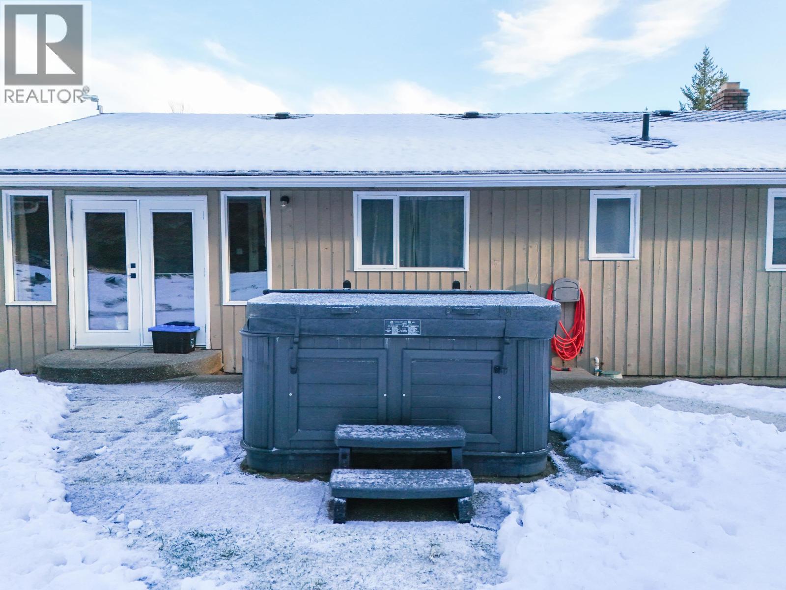 4678 Ten Mile Lake Road, Quesnel, British Columbia V2J 6X2 - Photo 32 - R3074598