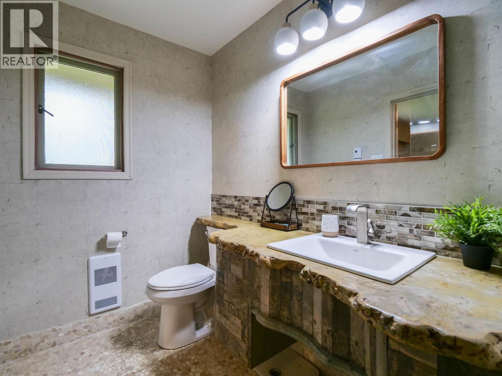 4678 Ten Mile Lake Road, Quesnel, British Columbia V2J 6X2 - Photo 15 - R3074598