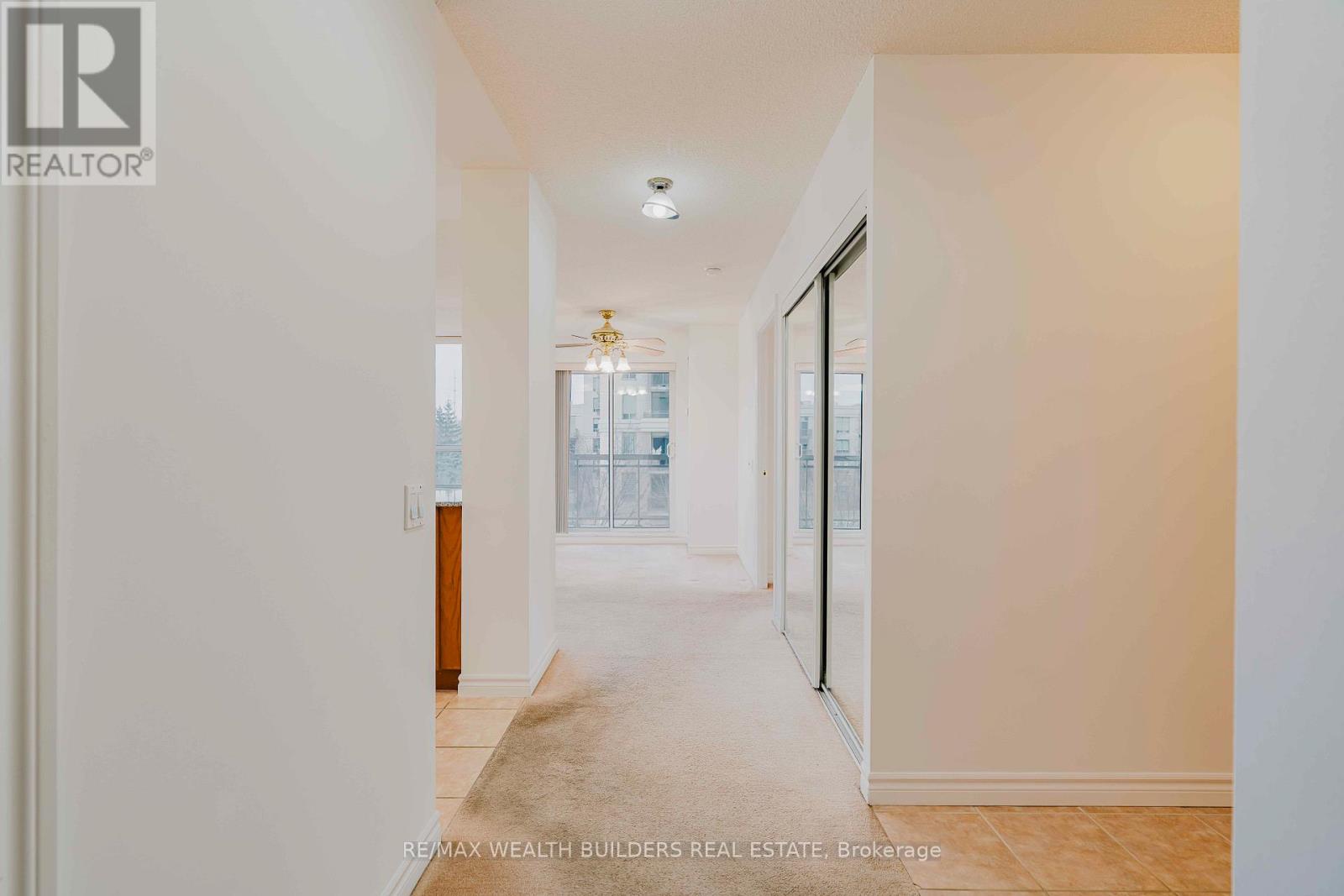 305 - 1720 Eglinton Avenue E, Toronto, Ontario  M4A 2X8 - Photo 4 - C12647226