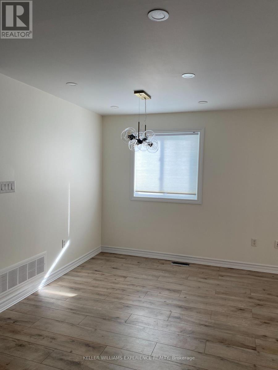 Upper - 23 Butternut Drive, Barrie, Ontario  L4N 0E3 - Photo 6 - S12647222